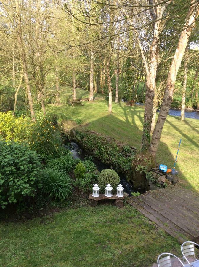 Le Moulin De La Castellerie Bed & Breakfast Moon-sur-Elle Exterior photo