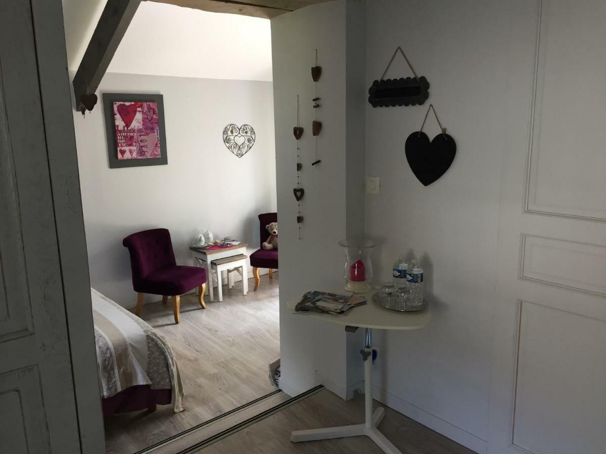 Le Moulin De La Castellerie Bed & Breakfast Moon-sur-Elle Exterior photo